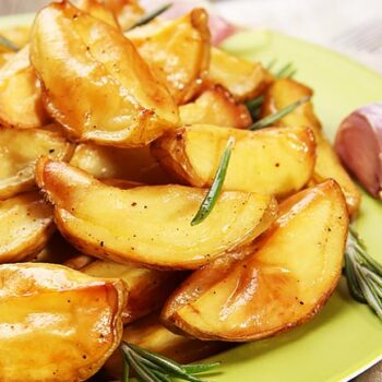 Perfeitas e suculentas batatas assadas