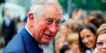 príncipe Carlos poderá ser rei em 2021