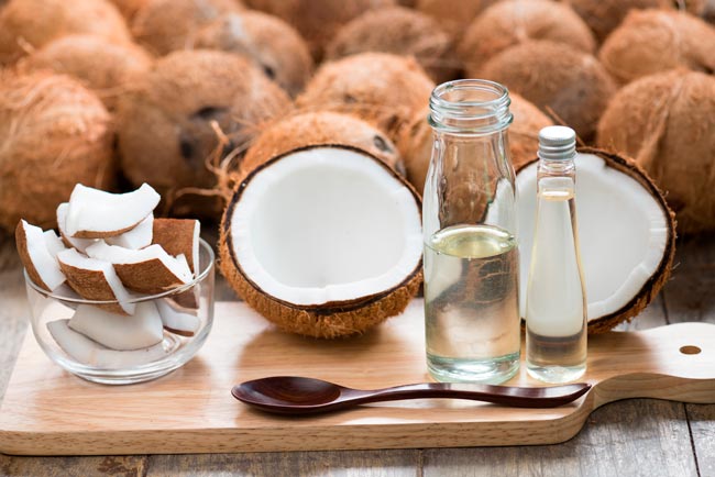 As 10 formas de usar óleo de coco eficazmente. Tem de experimentar! usar óleo de coco eficazmente