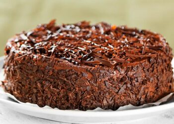 Bolo de chocolate húmido da avó
