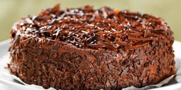 Bolo de chocolate húmido da avó