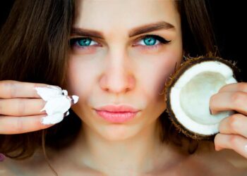 óleo de coco na face