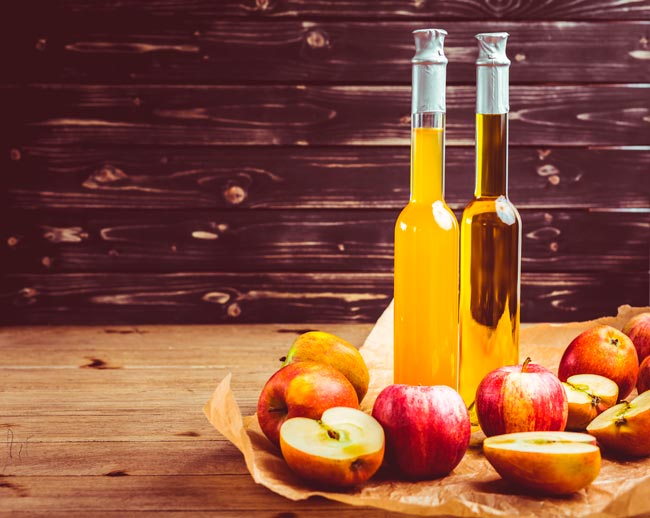 A forma correta de beber vinagre de maçã antes de dormir e os seus benefícios forma correta de beber vinagre de maçã