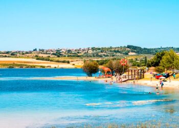 foi praia fluvial portuguesa do ano
