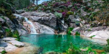 cascatas incríveis do Parque Nacional Peneda-Gerês