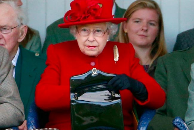 O que guarda a rainha Elizabeth