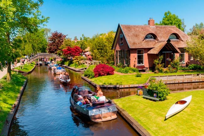 Giethoorn: a Veneza holandesa onde não há carros Giethoorn