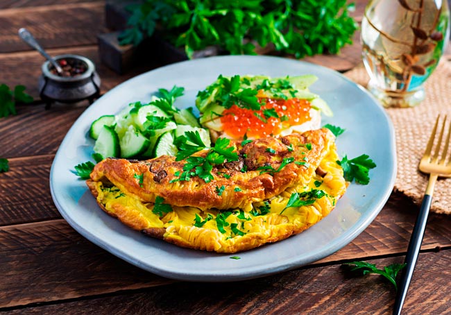 3 formas de fazer a omelete simples perfeita omelete simples perfeita