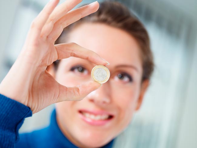 100 mil moedas de 1 euro que valem 100€. Tem alguma em casa? moedas de 1 euro que valem 100€