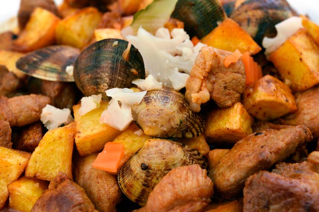 Carne de Porco à Alentejana, as melhores receitas Carne de porco à alentejana