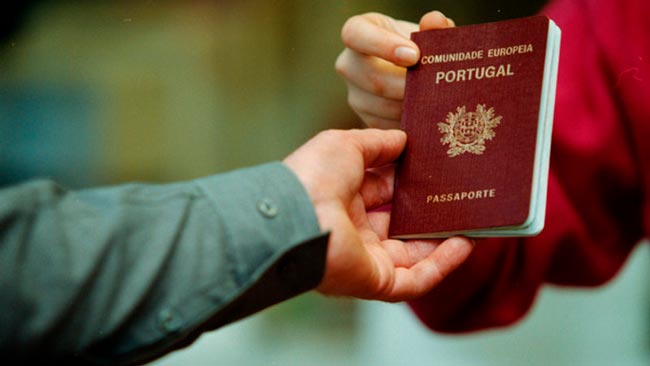 Um dos 5 melhores passaportes do mundo é português melhores passaportes