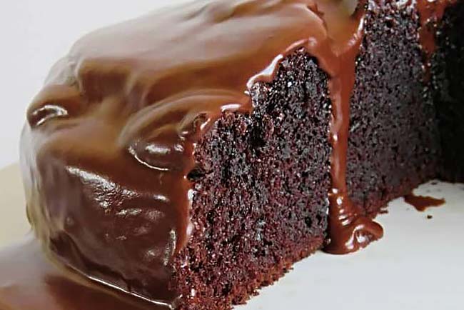melhor bolo de chocolate com leite condensado