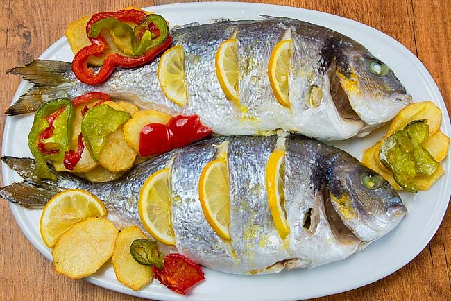Peixe assado no forno, as melhores receitas passos para fazer o peixe assado