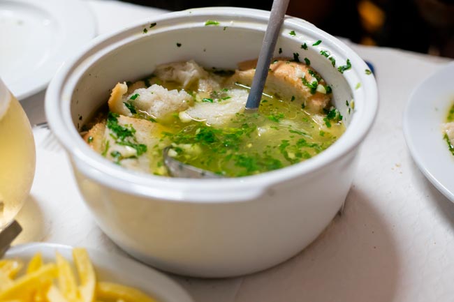 5 das melhores receitas de açorda de bacalhau. Irresistível! receitas de açorda de bacalhau