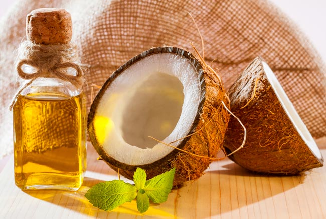 usos de óleo de coco na pele
