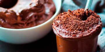 mousse de chocolate com natas