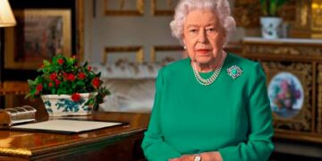 sobre Elizabeth II