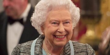 matar Elizabeth II