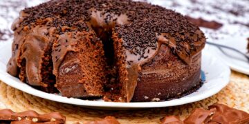 O melhor bolo de chocolate de liquidificador do mundo