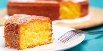 Bolo de iogurte saudável