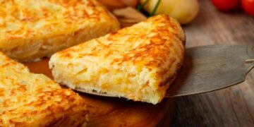 Como fazer omelete de batata