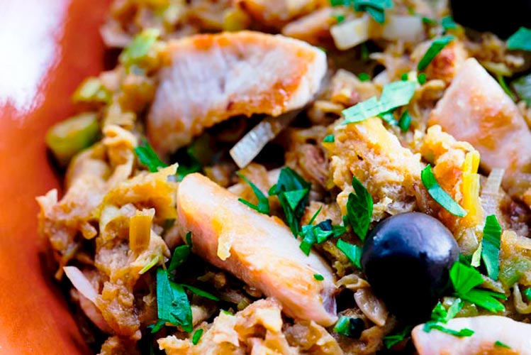 Receita de frango à Brás
