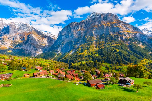 aldeias em colinas mais bonitas da Europa