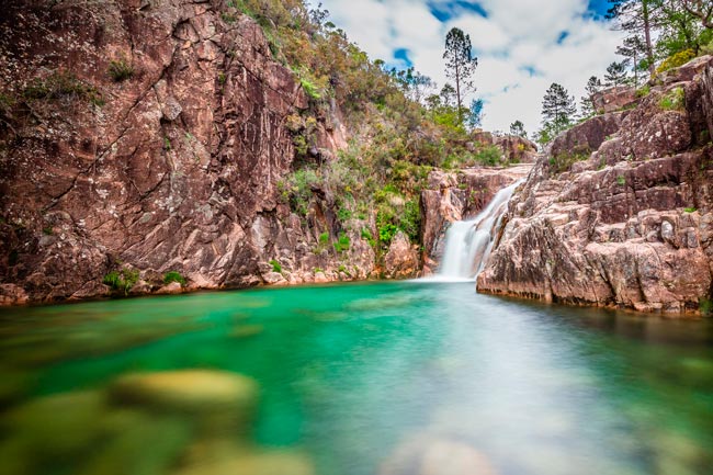 cascatas naturais mais bonitas de Portugal
