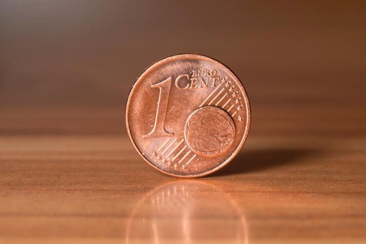 Moedas de 1 cêntimo que valem milhares de euros podem estar no seu bolso