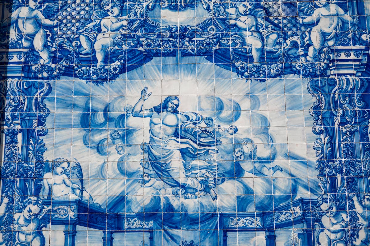 A Capela das Almas, um tesouro em pleno Porto A Capela das Almas