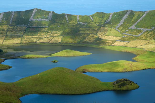Corvo: a ilha dos Açores que venceu os piratas Corvo