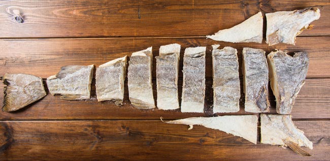 Aprenda a dessalgar bacalhau de forma rápida dessalgar bacalhau