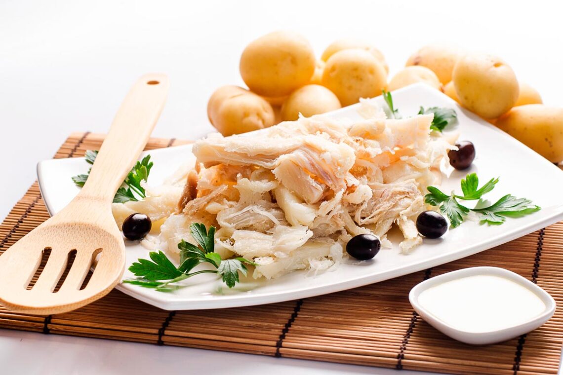 Como cozinhar bacalhau para desfiar