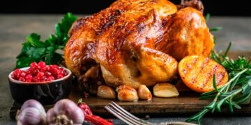 Como temperar frango para assar