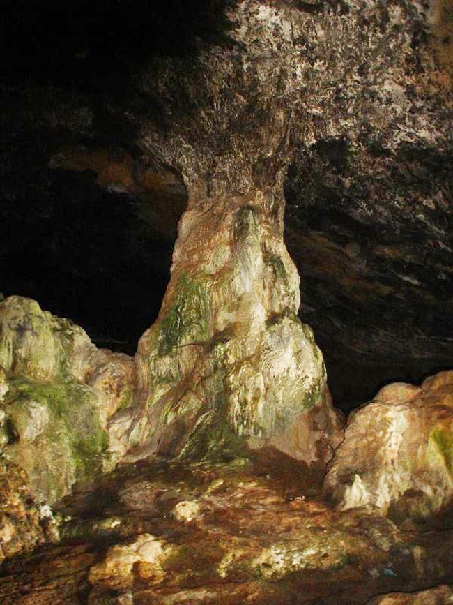 Lapa de Santa Margarida: a gruta secreta e sagrada da Arrábida Lapa de Santa Margarida