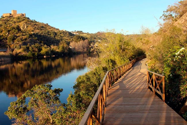 Praia Fluvial do Alamal: um local mágico à beira Tejo Praia Fluvial do Alamal