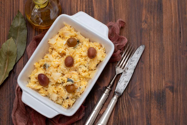 Bacalhau à lisbonense: 3 das melhores receitas Bacalhau à lisbonense