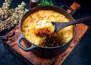 Empadão de carne picada