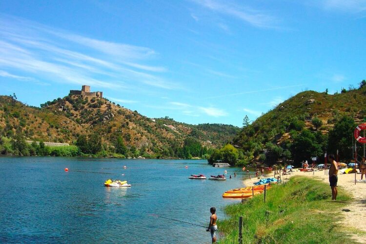 Praia Fluvial do Alamal: um local mágico à beira Tejo Praia Fluvial do Alamal