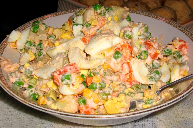 Salada Russa com Atum
