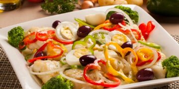 Salada de bacalhau com legumes