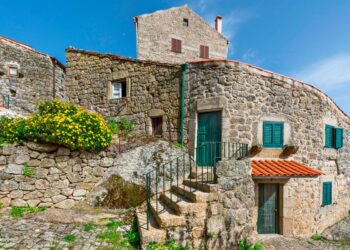 aldeia mais invulgar de Portugal