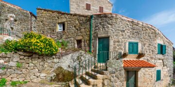 aldeia mais invulgar de Portugal