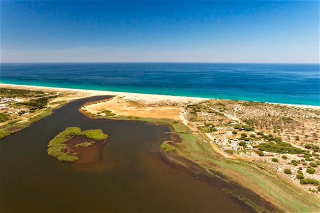 Melides, um paraíso “secreto” no Alentejo Melides