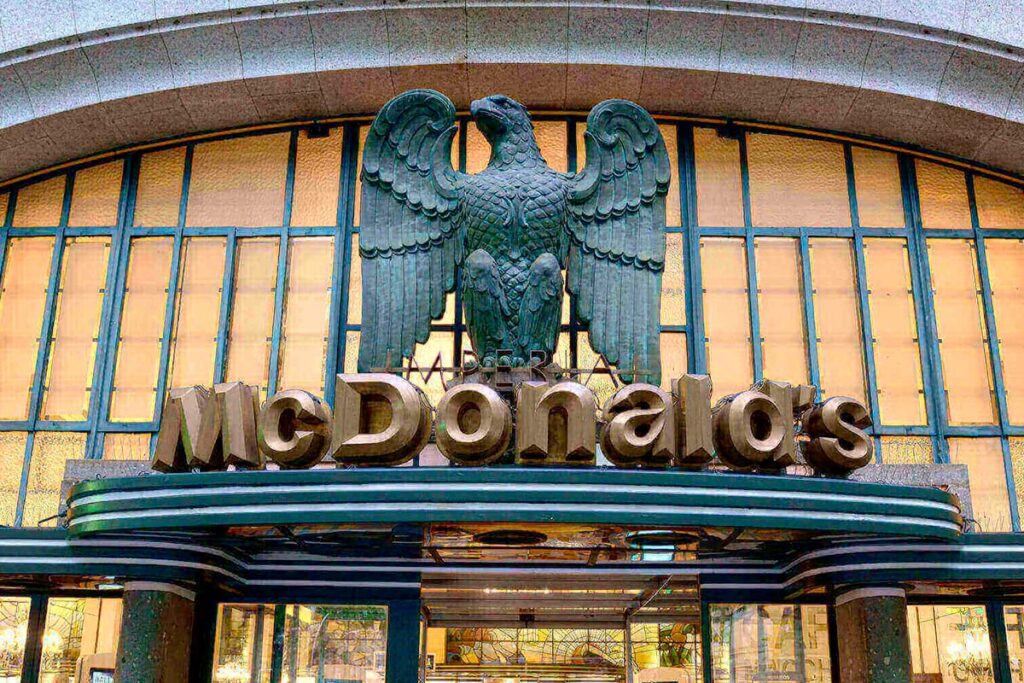 O McDonald’s mais bonito do mundo fica em Portugal, sabia?