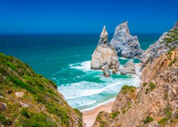 Praia da Ursa em Sintra