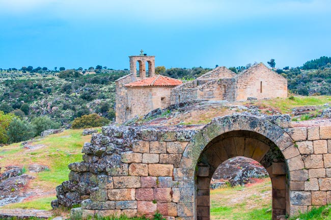 Castelo Mendo: Aldeia Histórica com lendas misteriosas no Centro de Portugal Aldeia Histórica de Castelo Mendo