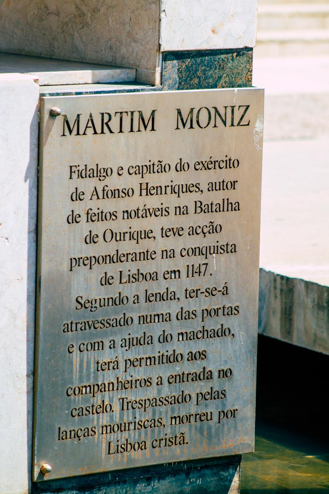 Martim Moniz, o herói que deu a vida pela conquista de Lisboa Martim Moniz