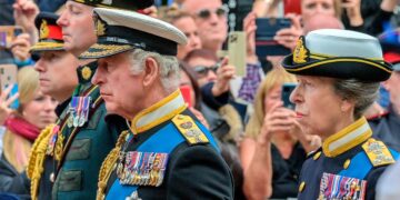 factos surpreendentes do Rei Carlos III