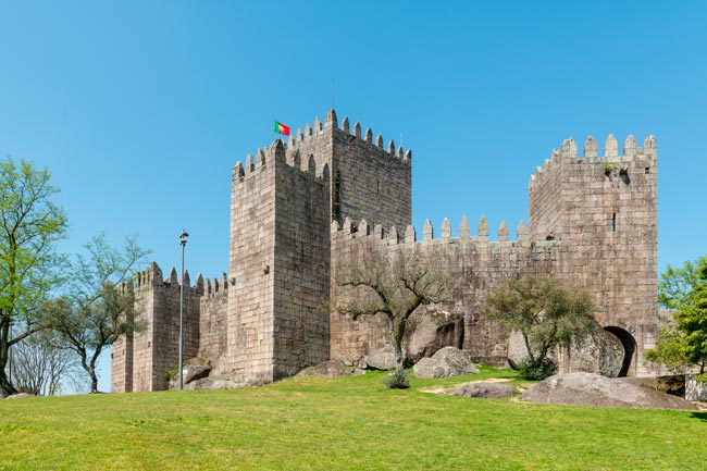 Mentiras da História de Portugal: Os castelos são do tempo dos mouros os castelos são do tempo dos mouros